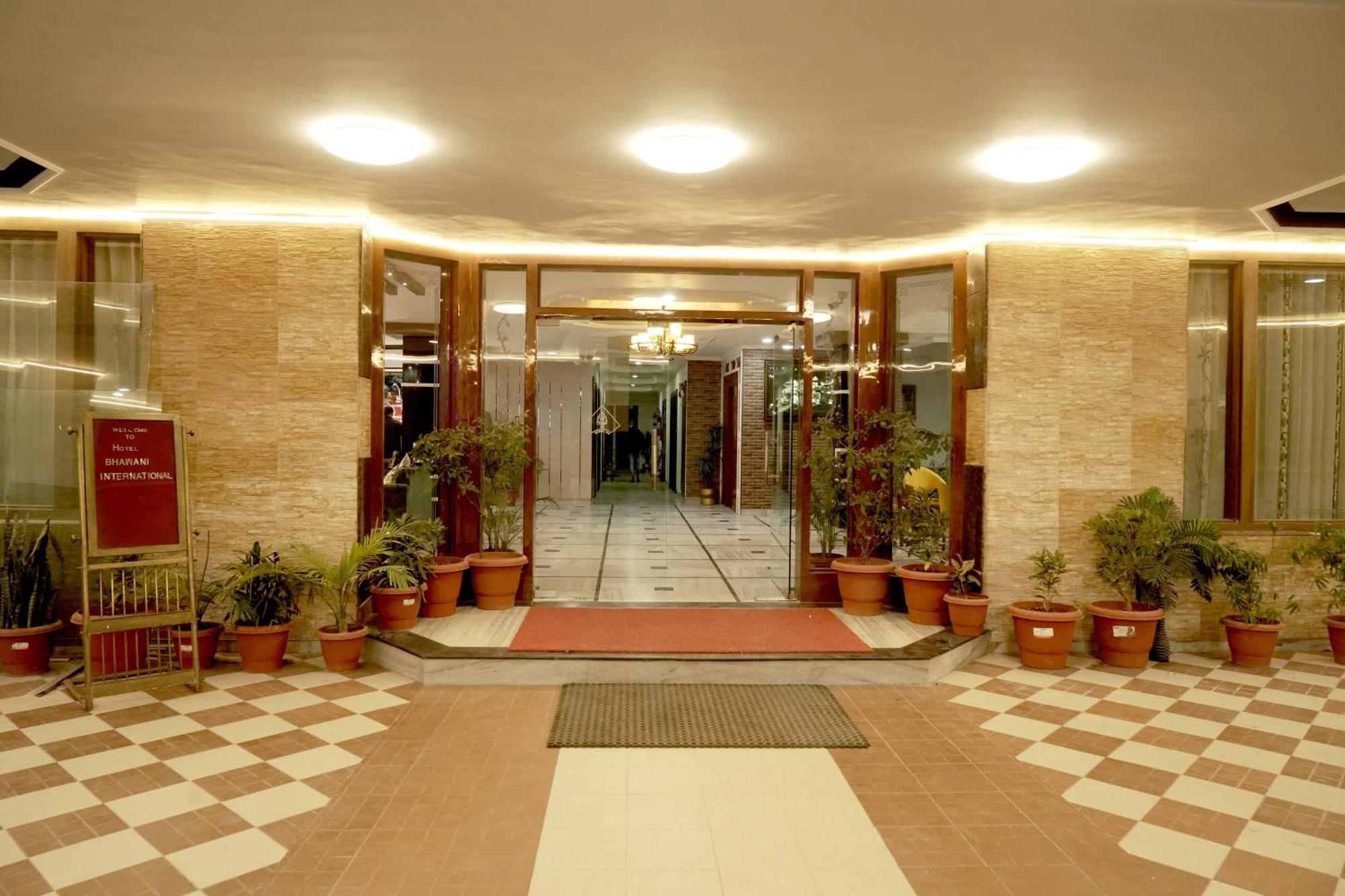 Hotel Bhawani International Katra  Eksteriør bilde